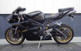 TRIUMPH DAYTONA 675 2010 MD1066