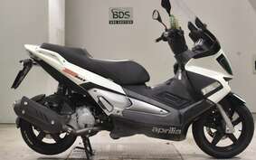 APRILIA SR MAX 125