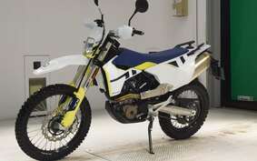 HUSQVARNA 701ED 2023