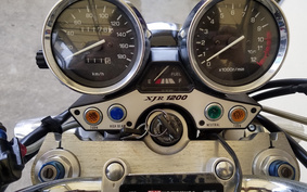 YAMAHA XJR1200 1997 4KG