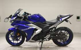 YAMAHA YZF-R25 A RG10J