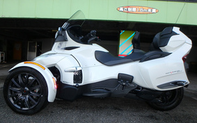 BRP CAN-AM Spyder RT-S 2015