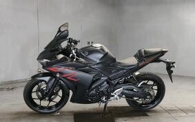 YAMAHA YZF-R25 RG10J