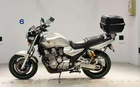 YAMAHA XJR1300 2002 RP03J