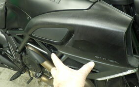 DUCATI DIAVEL DARK 2013 G100A