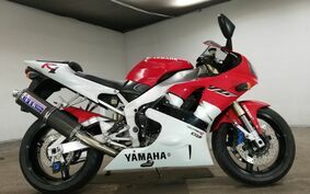 YAMAHA YZF-R1 1999 RN011