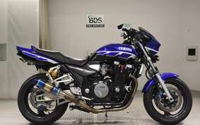 YAMAHA XJR1300 2000 RP03J