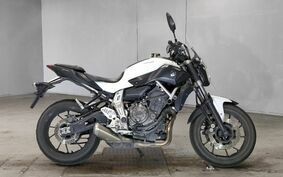 YAMAHA MT-07 2015 RM07J