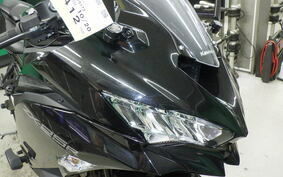 KAWASAKI ZX-25R ZX250E