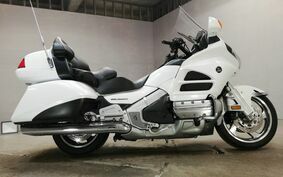 HONDA GL 1800 GOLD WING 2015 SC68