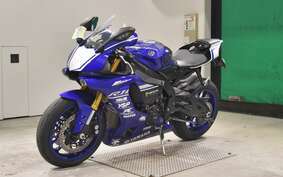 YAMAHA YZF-R1 2018