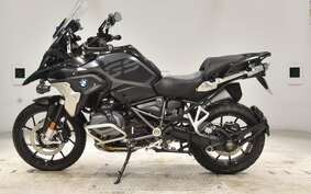 BMW R1250GS 2021 0M01