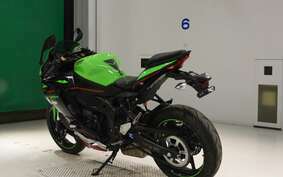 KAWASAKI ZX-25R ZX250E