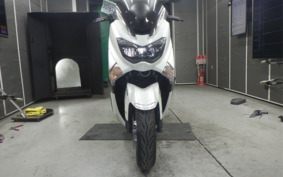 YAMAHA N-MAX SE86J