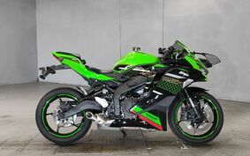 KAWASAKI ZX-25R ZX250E