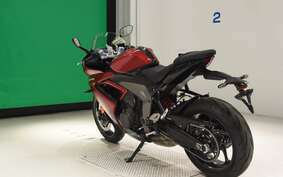 TRIUMPH DAYTONA660 2024