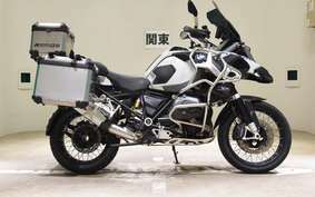 BMW R1200GS ADVENTURE 2015 0A02