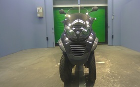 PIAGGIO MP3 250