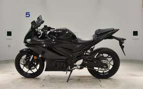 YAMAHA YZF-R3 2021 RH13J