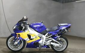 YAMAHA YZF-R1 2006 RN011