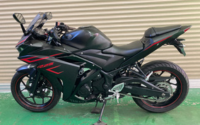 YAMAHA YZF-R25 ABS RG10J