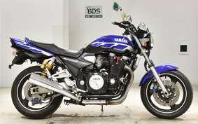 YAMAHA XJR1300 2000 RP03J