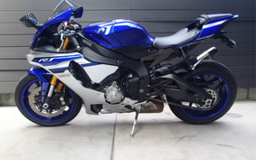 YAMAHA YZF-R1 2016 RN39