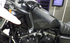 HARLEY XL883N 2016