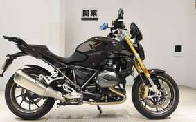 BMW R1200R 2018 0A04