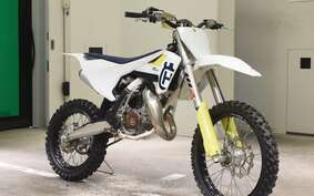 HUSQVARNA TC85 UXC2