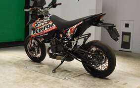 KTM 690 SUPERMOTO 2007 L1S40