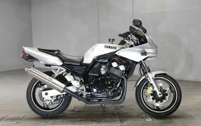 YAMAHA FZ400 1998 4YR