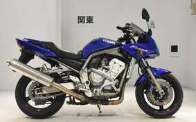 YAMAHA FZS1000 FAZER 2001 RN06