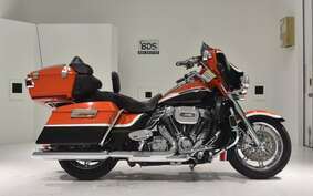 HARLEY FLHTCUSE 1800CVO 2011 PR8