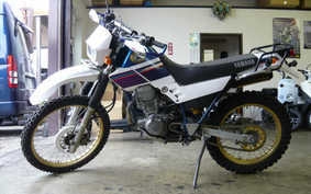 YAMAHA SEROW 225 W 4JG