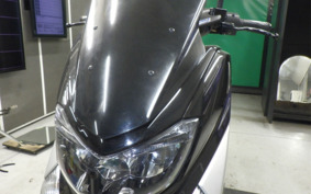 YAMAHA N-MAX SE86J