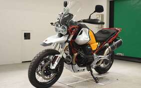 MOTO GUZZI V85 TT 2021 KYA0