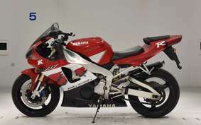 YAMAHA YZF-R1 2000 RN04