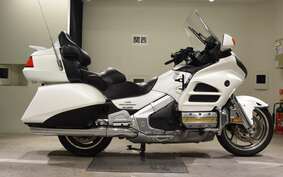 HONDA GL 1800 GOLD WING 2013 SC68