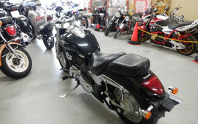 SUZUKI BOULEVARD 400 2011 VK57A