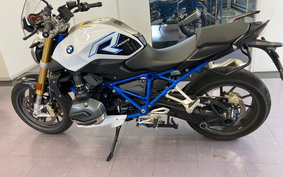 BMW R1100R 2017 0A04