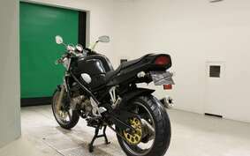 SUZUKI BANDIT 250 GJ74A