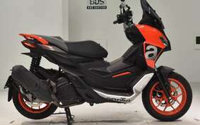 APRILIA SR GT200