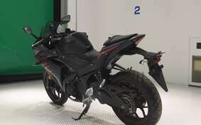 YAMAHA YZF-R25 A RG10J