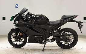 YAMAHA YZF-R3 2022 RH13J