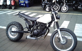 YAMAHA TW225 DG09J