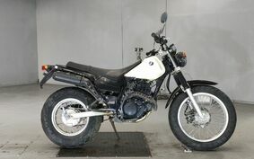 YAMAHA TW225 DG09J