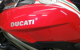 DUCATI STREETFIGHTER S 2010 F100A