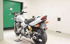 YAMAHA XJR1300 2000 RP03J