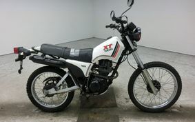 YAMAHA XT125 17T